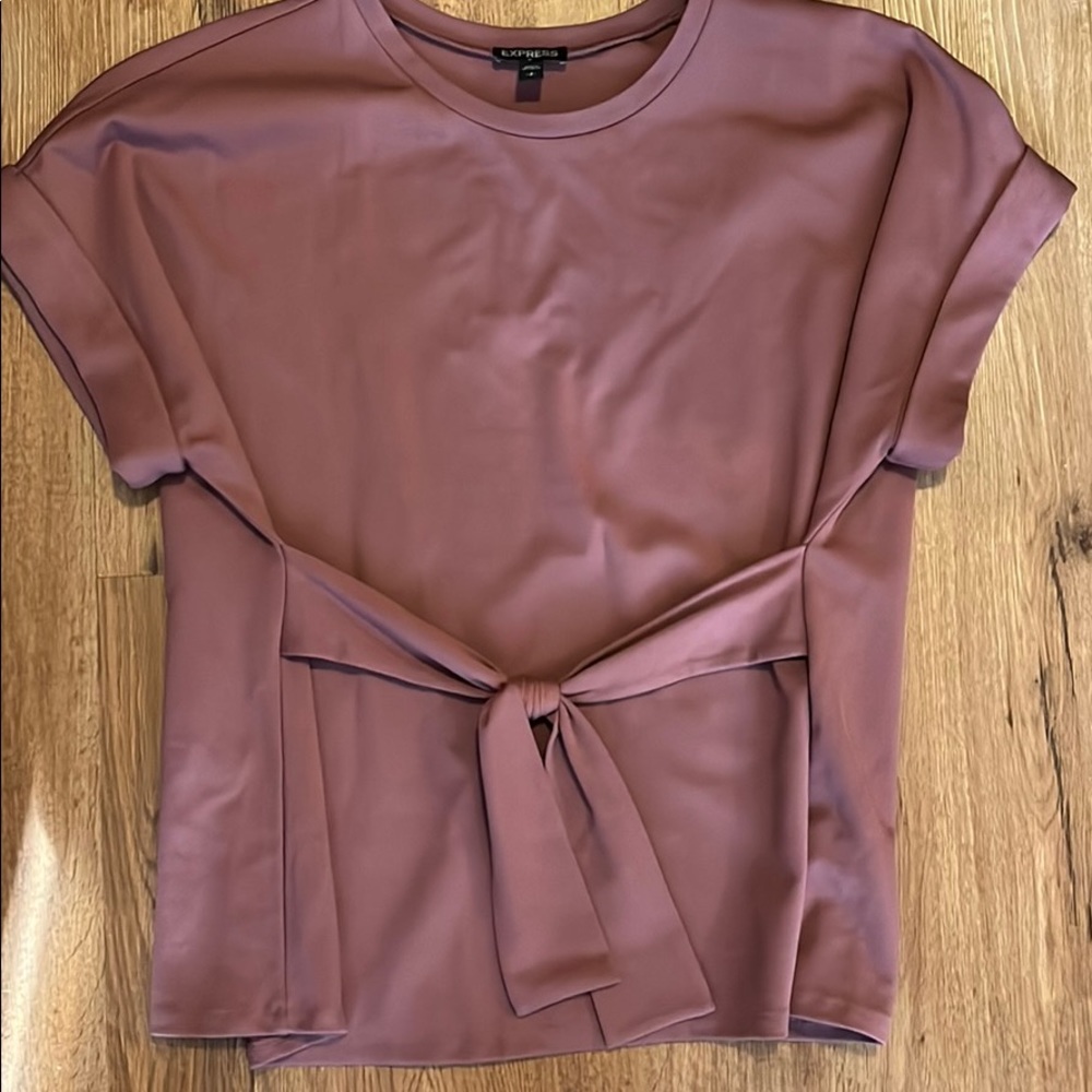 Express size small front tie mauve orange shirt